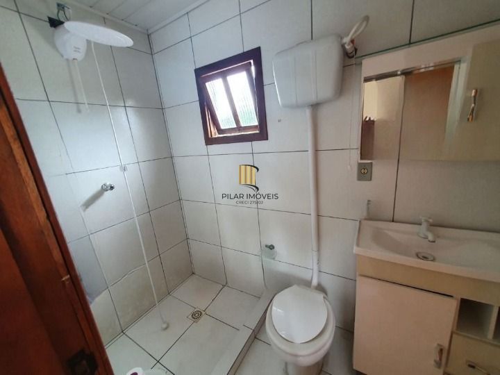 Casa de Condomínio 3 dormitórios no bairro Cristal