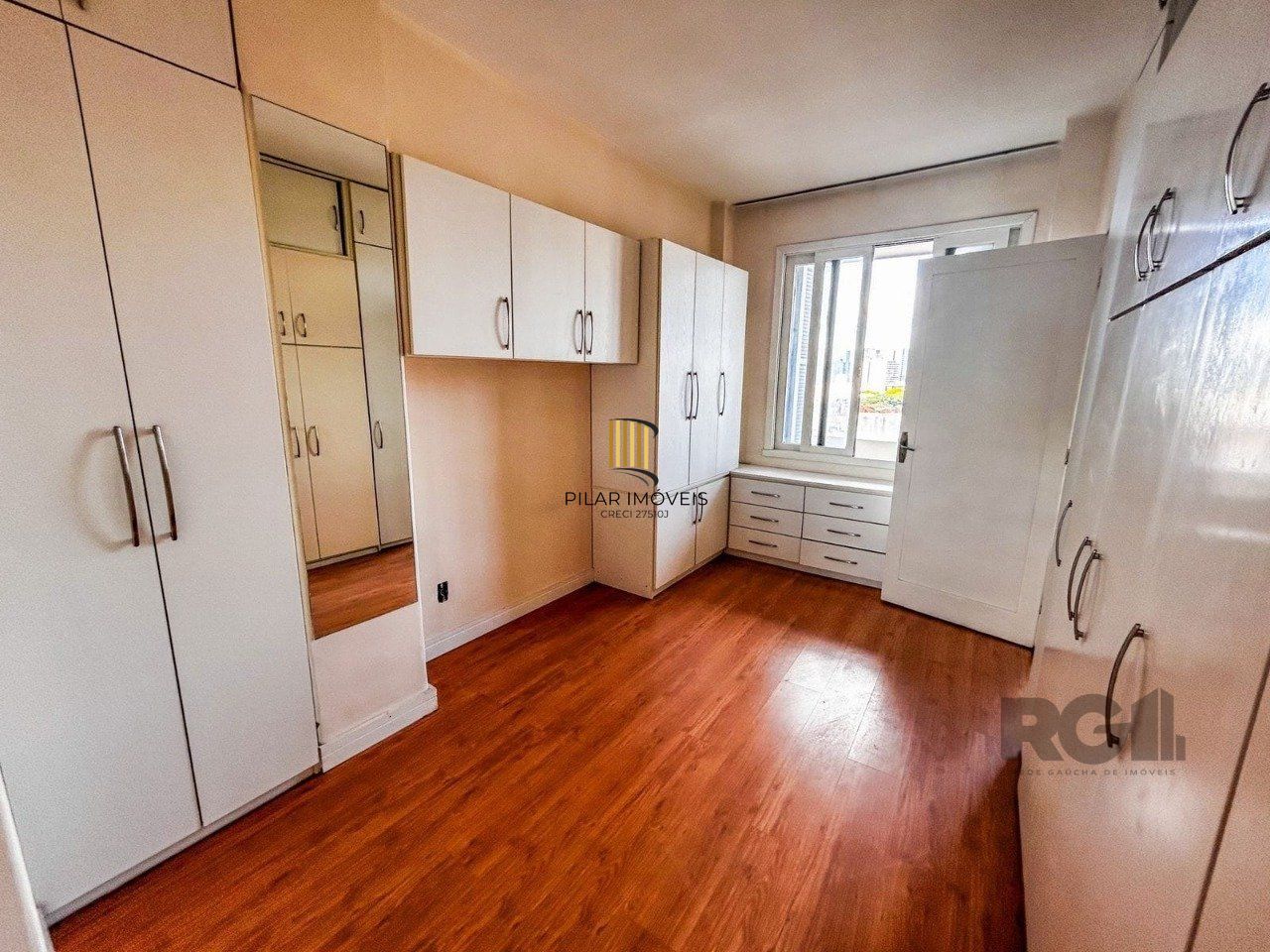 Apartamento de 1 dormitório na Cidade Baixa.