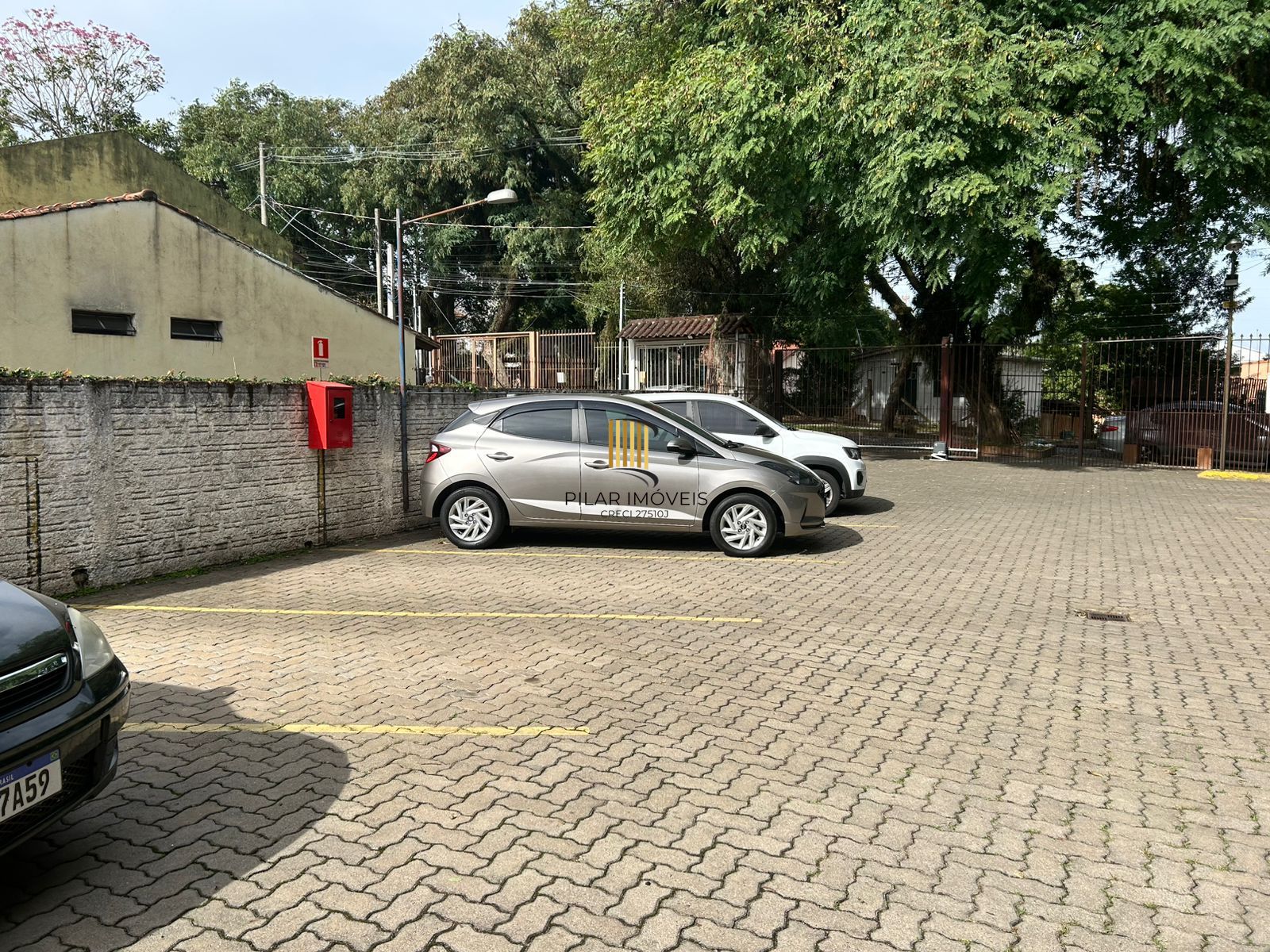 Casa 2 dormitórios no bairro Guarujá
