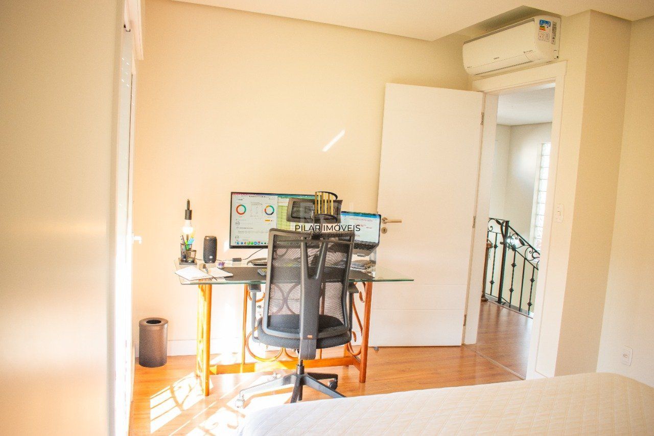 Casa Condominio para Venda - 243.12m², 2 dormitórios, sendo 2 suites, 4 vagas - São Vicente, Gravatai