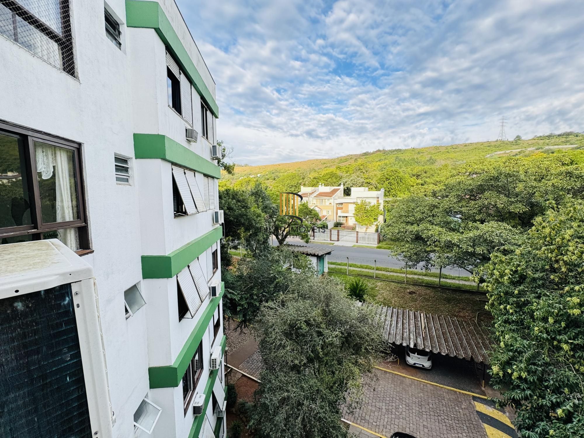 Apartamento com 2 dormitórios, 59m2, localizado no 5º andar, no Bairro Nonoai
