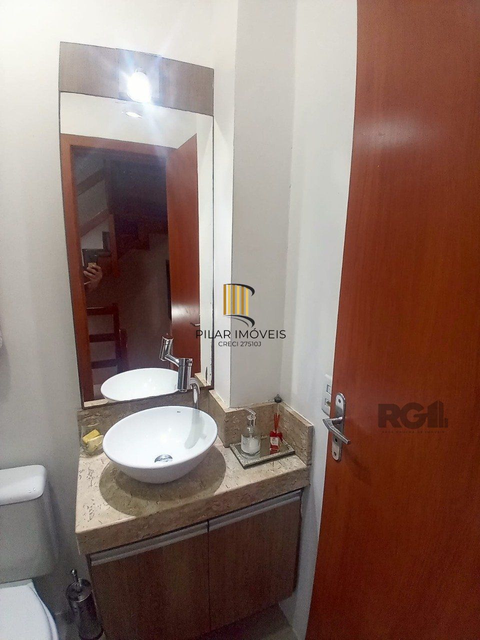 Casa na Hípica de 3 dormitórios e vaga