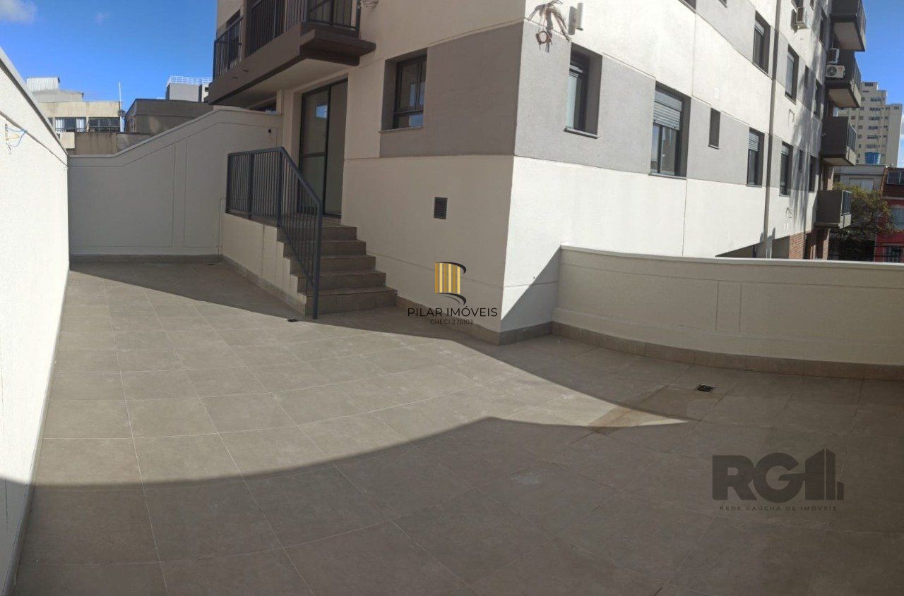 Grande OPORTUNIDADE!! Lindo Apartamento, com amplo Garden privado!!! Sua localização privilegiada, é com certeza um diferencial de destaque deste imóvel