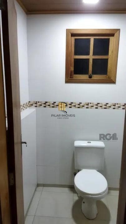 Casa 3 dormitórios no bairro Lomba do Pinheiro