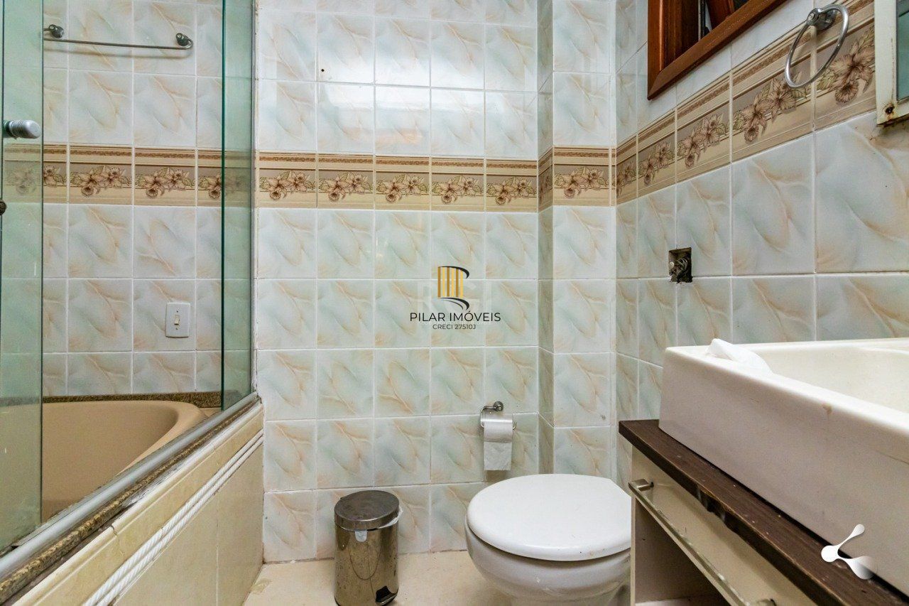 EXCELENTE APARTAMENTO DE 3 DORMITÓRIOS E 2 VAGAS DE GARAGEM