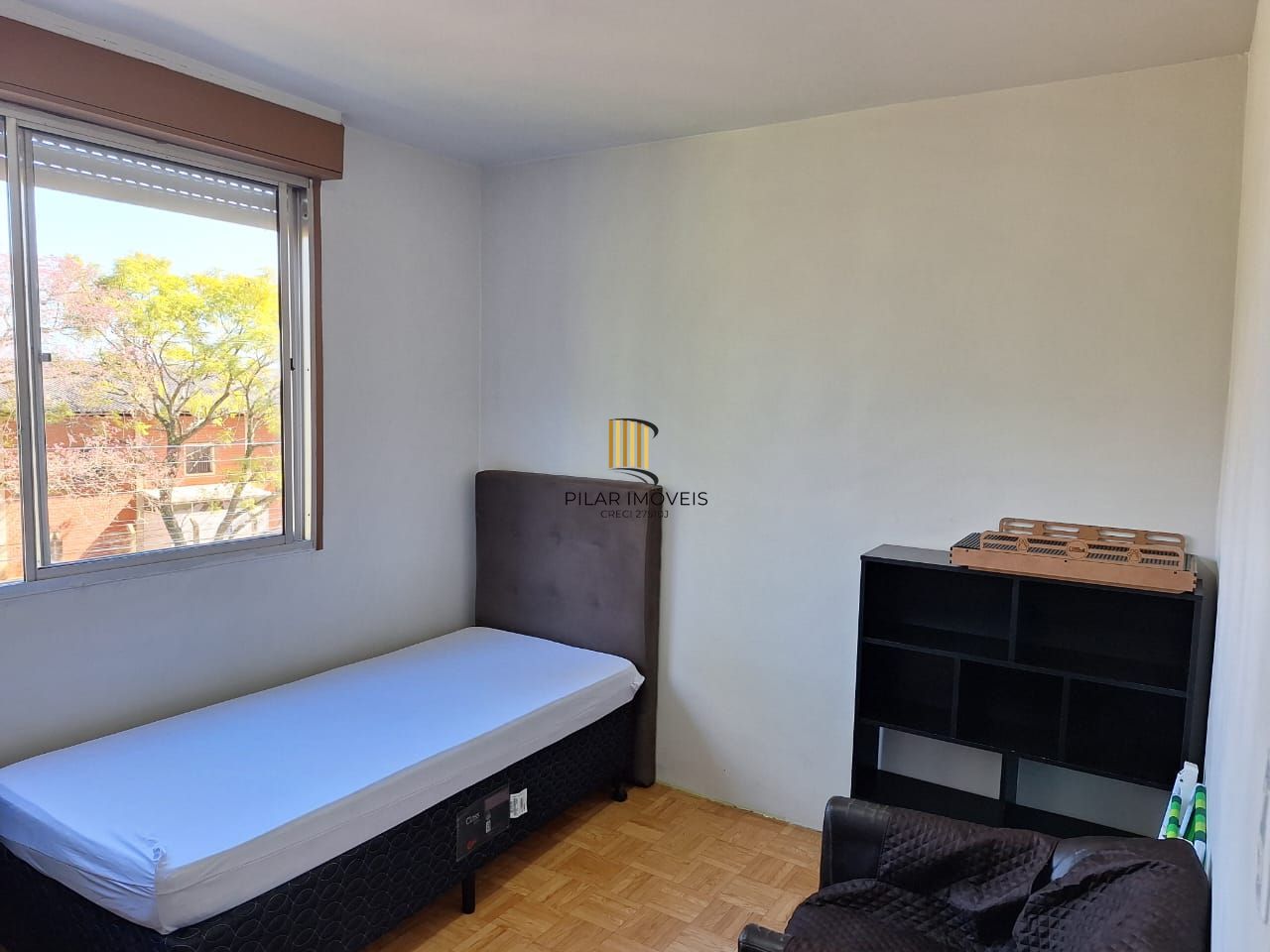 Apartamento mobiliado com 2 quartos no Bairro Humaitá