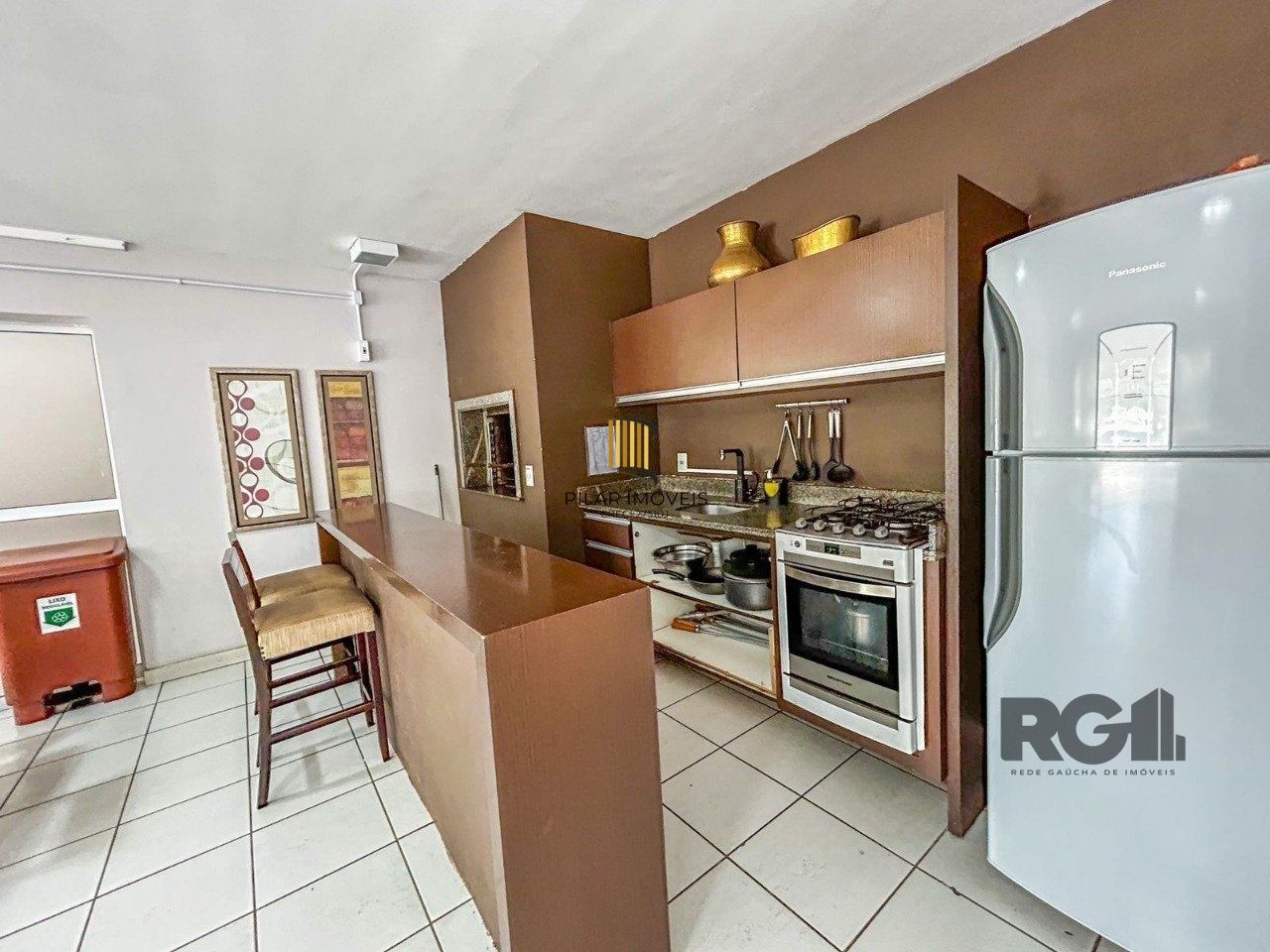 APARTAMENTO, 3 DORMITÓRIO, 1 SUÍTE, 1 VAGA, BAIRRO CAMAQUÃ, PORTO ALEGRE-RS