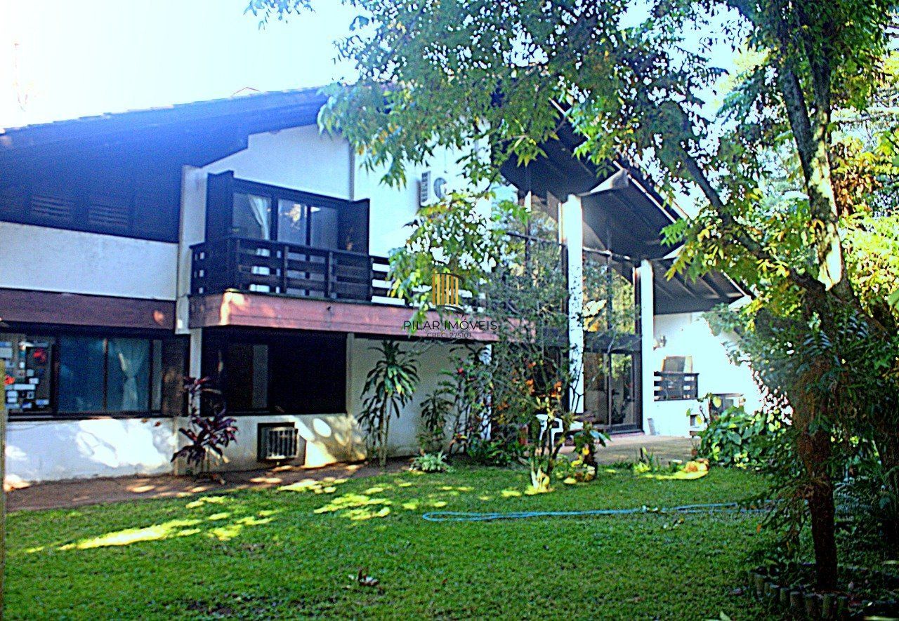 Casa para Venda - 523.36m², 6 dormitórios, sendo 2 suites, 2 vagas - Vila Conceição, Porto Alegre