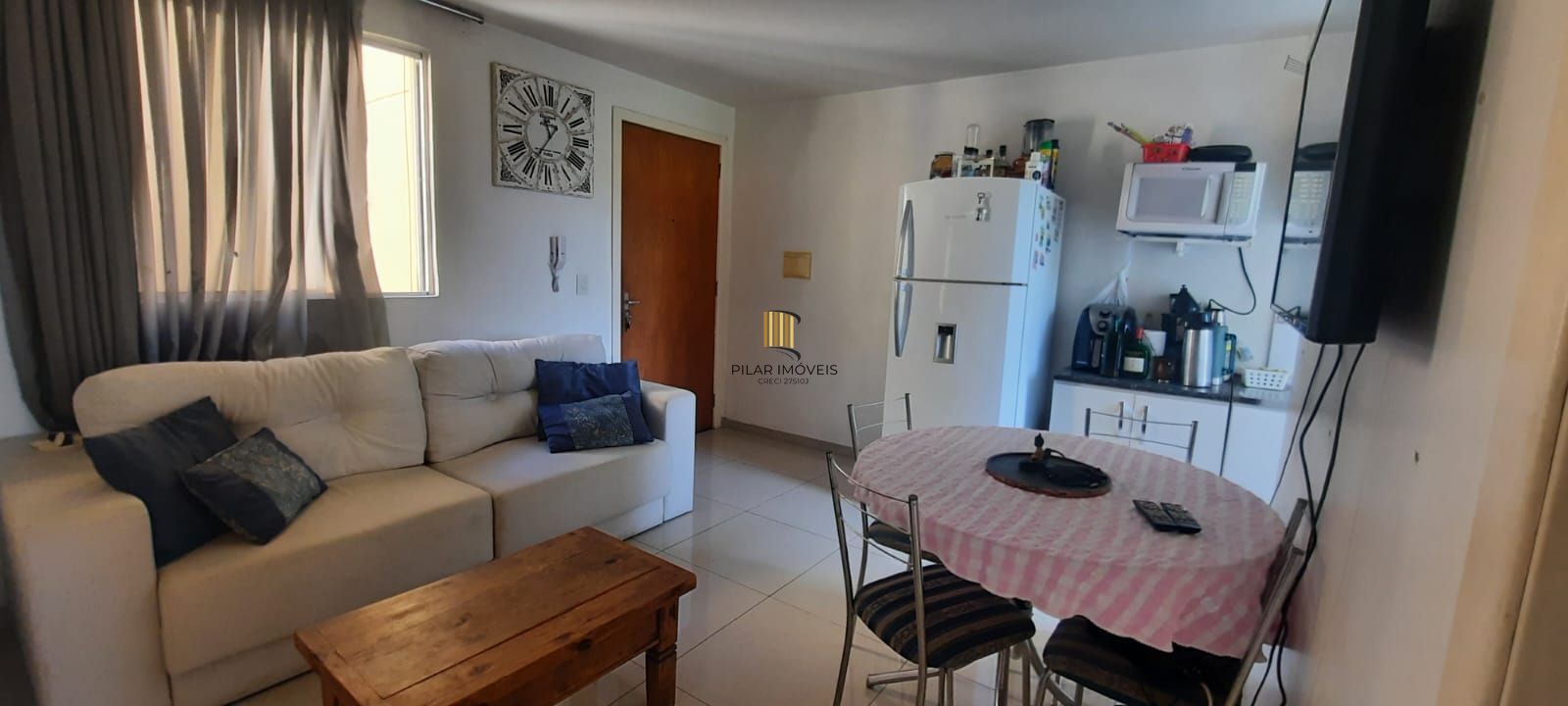 Apartamento2 dormitorios semi mobiliado no bairro Partenom