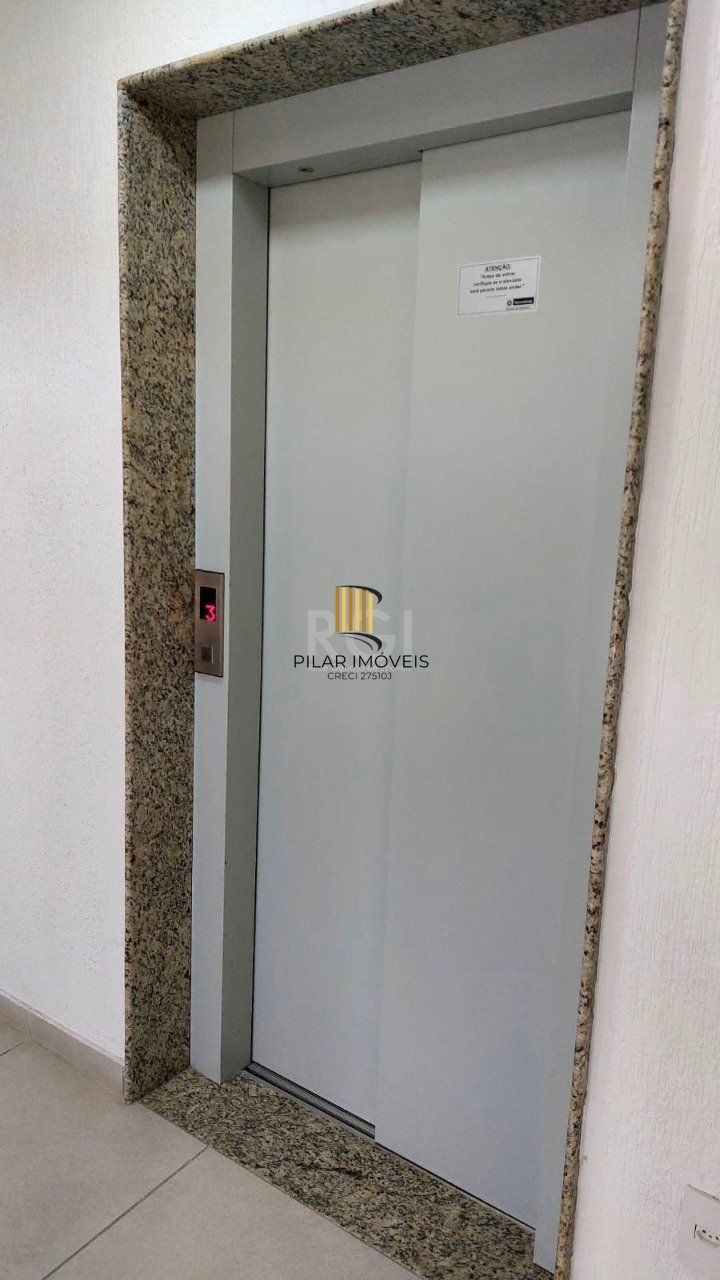 Apartamento de74,39m² de área privativa,  02 dormitórios,  1 suíte, 1 banheiro social e 1 vaga coberta.