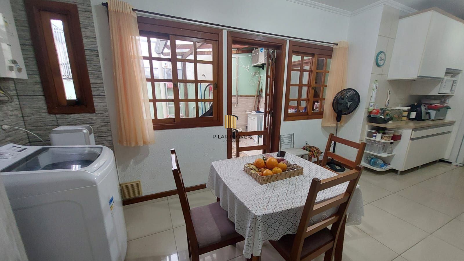 CASA NO LAGOS DE NOVA IPANEMA - 2 QUARTOS E ATELIER NO PISO SUPERIOR