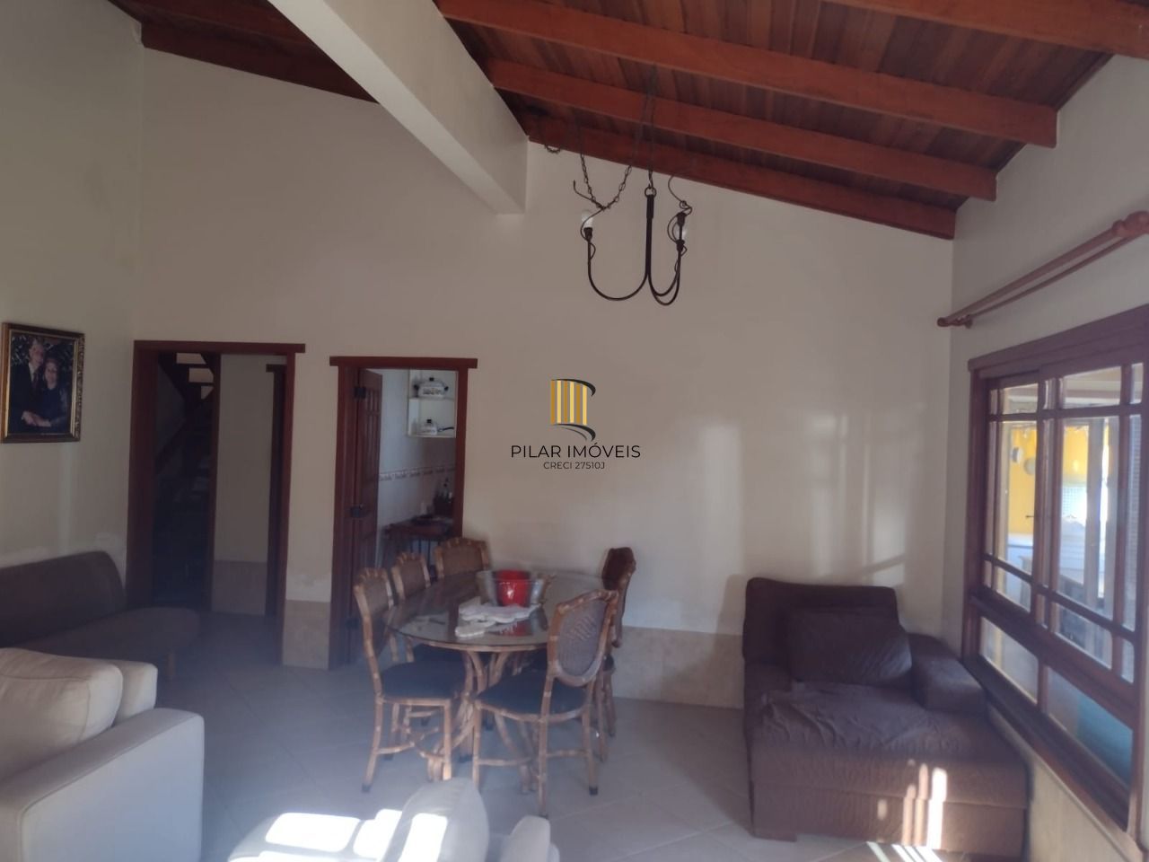 Casa para Venda - 693.6m², 5 dormitórios, sendo 3 suites, 4 vagas - Hípica