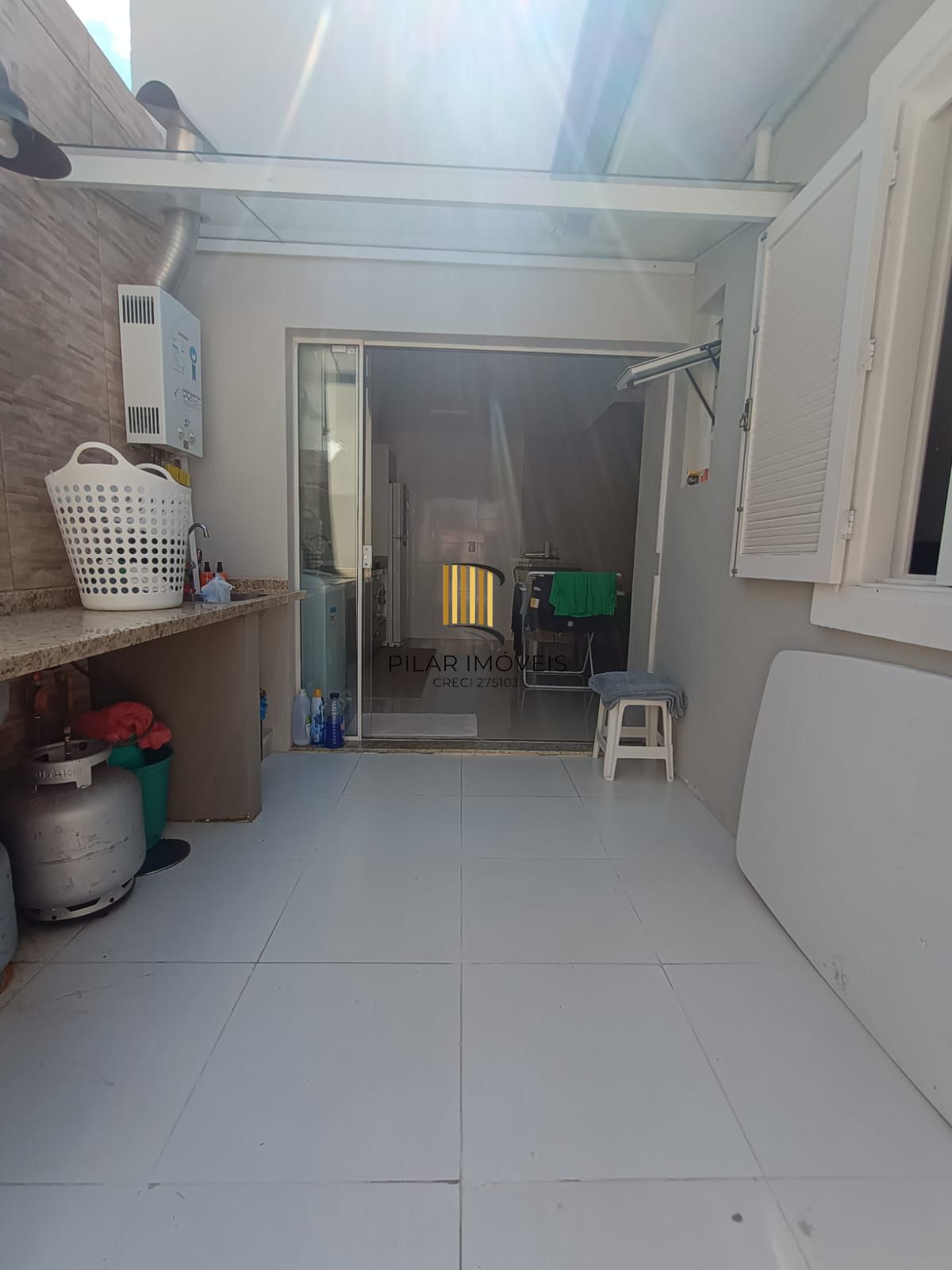 LINDA CASA EM CONDOMÍNIO EM CANOAS - QUITADA