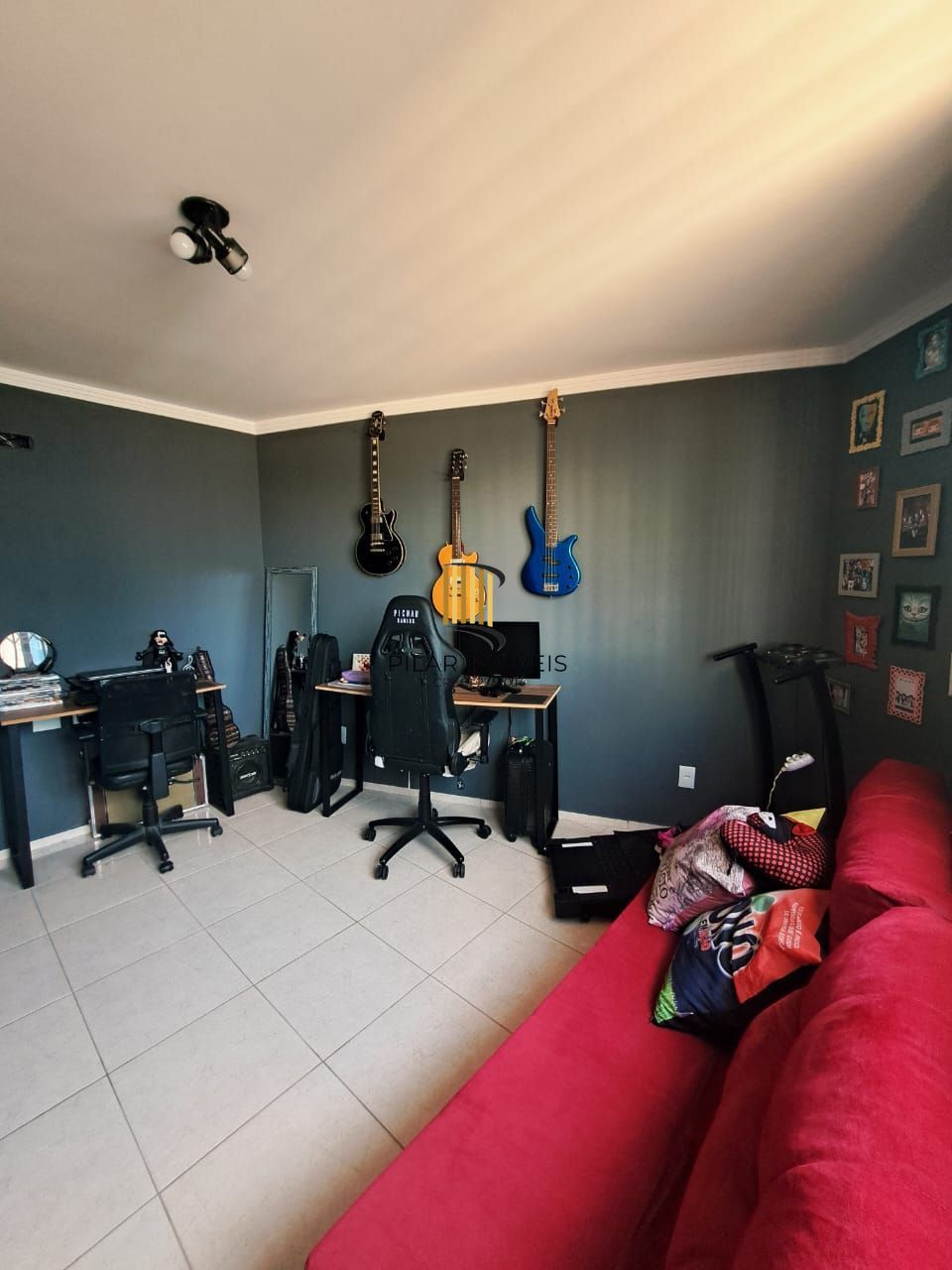 Apartamento com 02 quartos no Bairro Cristal (01 Suíte)