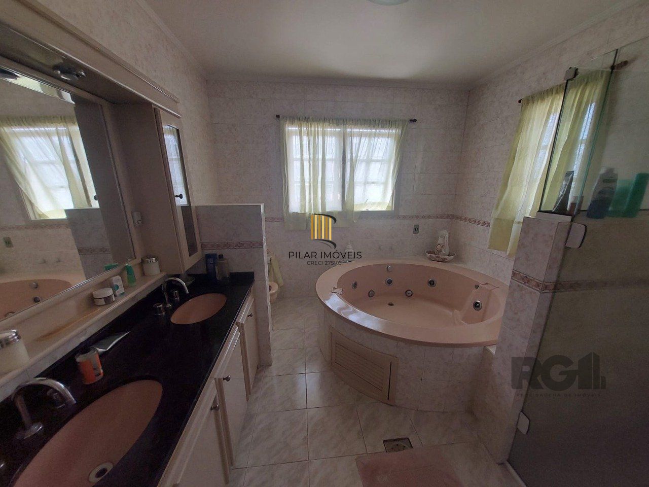 CASA 4 QUARTOS - DEPENDÊNCIA - PISICINA - ÁREA GOUMERT - IPANEMA - PORTO ALEGRE - RS