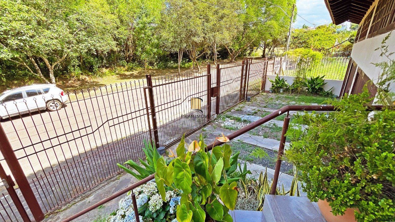 Casa 4 Suítes e 6 vagas de garagem no bairro Jardim Itu