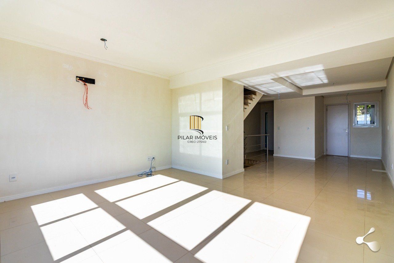 Casa 3 dormitórios no bairro Espírito Santo