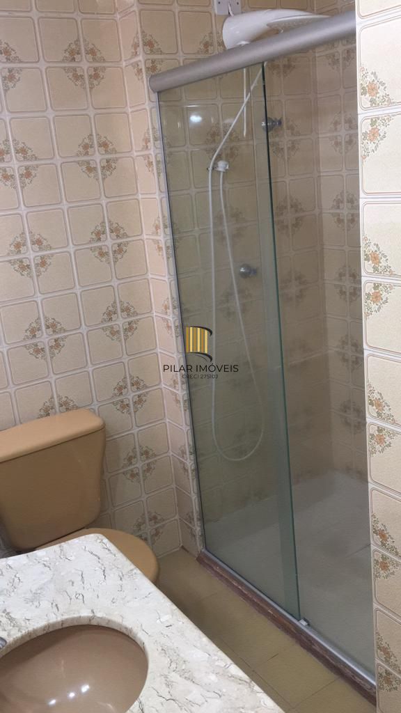 Apartamento de 1 quarto semimobiliado no bairro Tristeza em Porto Alegre.