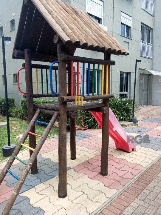 Apartamento 2 dormitórios no bairro Glória