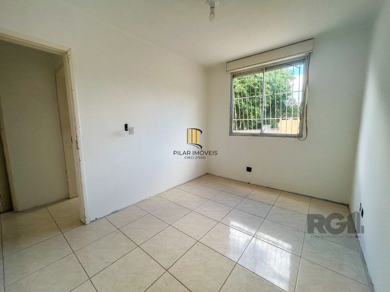 Apartamento com 3 quartos 59,89m² no bairro Vila Nova, Porto Alegre/RS