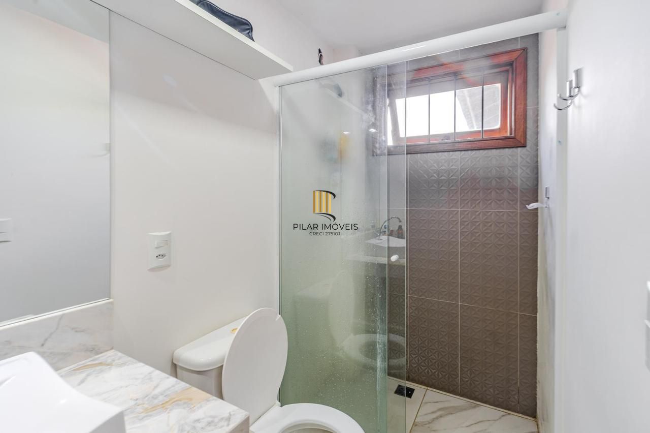 Casa em condomínio 3 dormitórios e sótão bairro Cristal