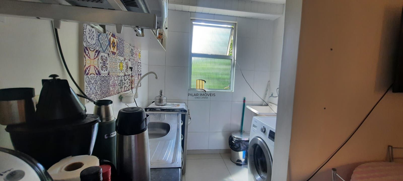 Apartamento2 dormitorios semi mobiliado no bairro Partenom