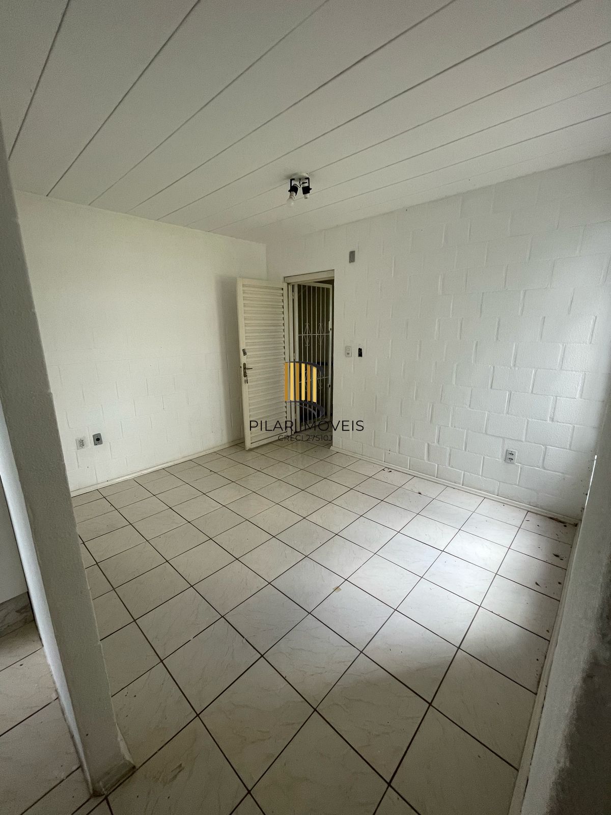 Apartamento 2 dormitórios no bairro Lomba do Pinheiro