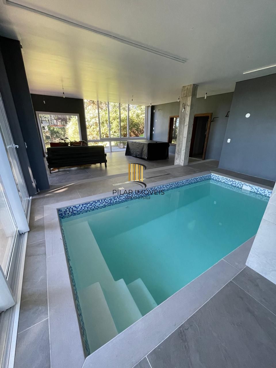 Casa com 5 quartos em condomínio fechado na Cidade de Canela/RS