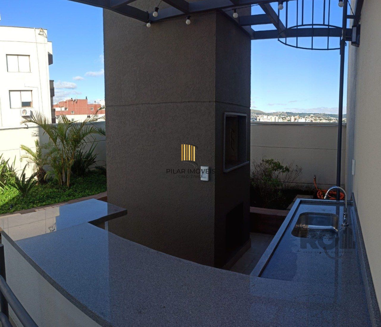 Grande OPORTUNIDADE!! Lindo Apartamento, com amplo Garden privado!!! Sua localização privilegiada, é com certeza um diferencial de destaque deste imóvel