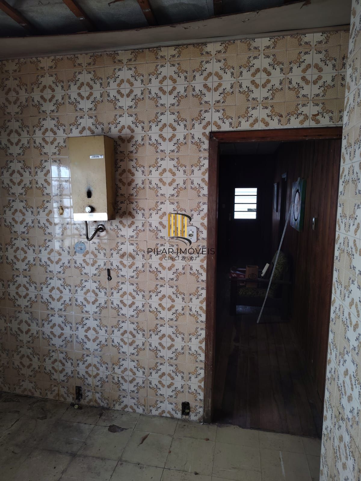 Casa com 03 quartos no Bairro São Pedro em Porto Alegre