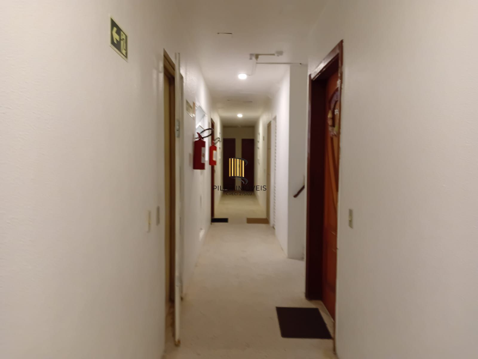 Apartamento de 1 quarto semimobiliado no bairro Tristeza em Porto Alegre.