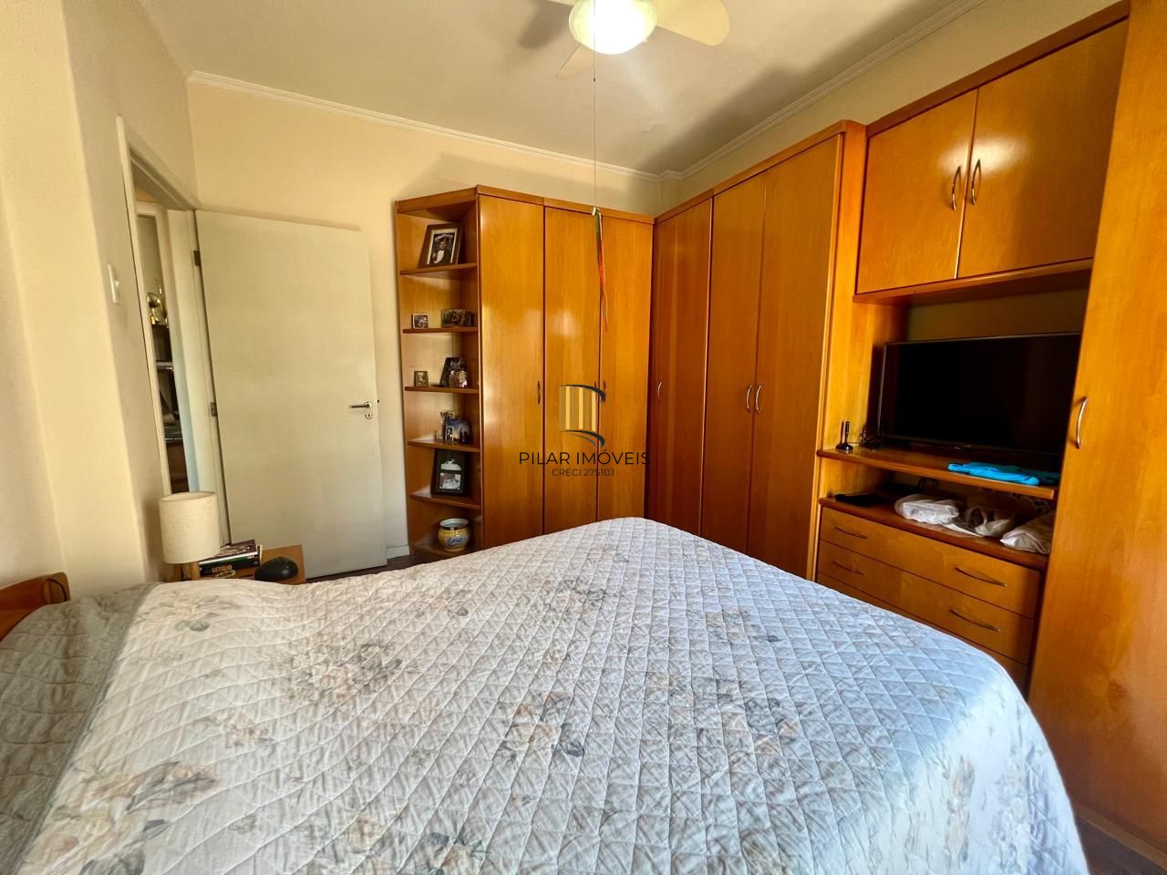 Apartamento 3 dormitórios com 80m2 no bairro Floresta.