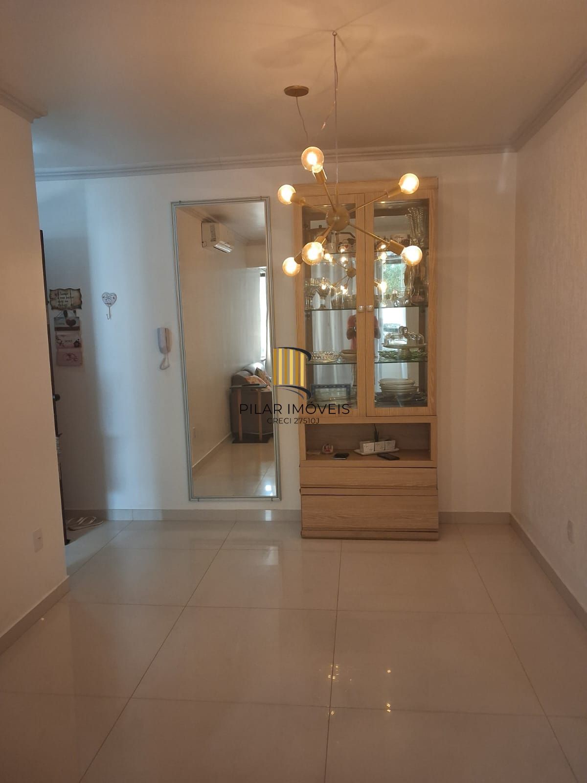 Apartamento de 02 quartos no Bairro: Teresópolis ao Lado do Shopping Bourbon