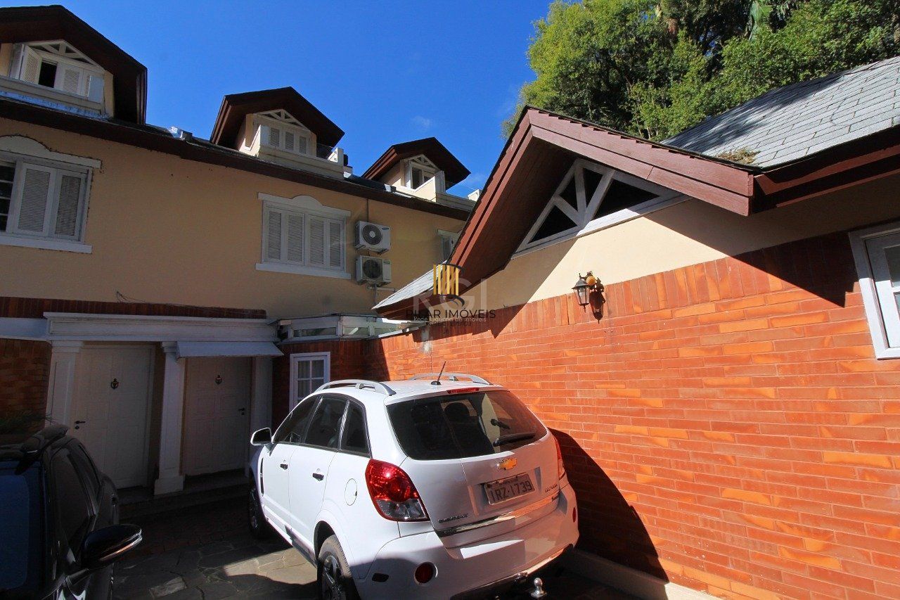 Casa Condominio para Venda - 302.7m², 4 dormitórios, sendo 1 suites, 2 vagas - Vila Conceição