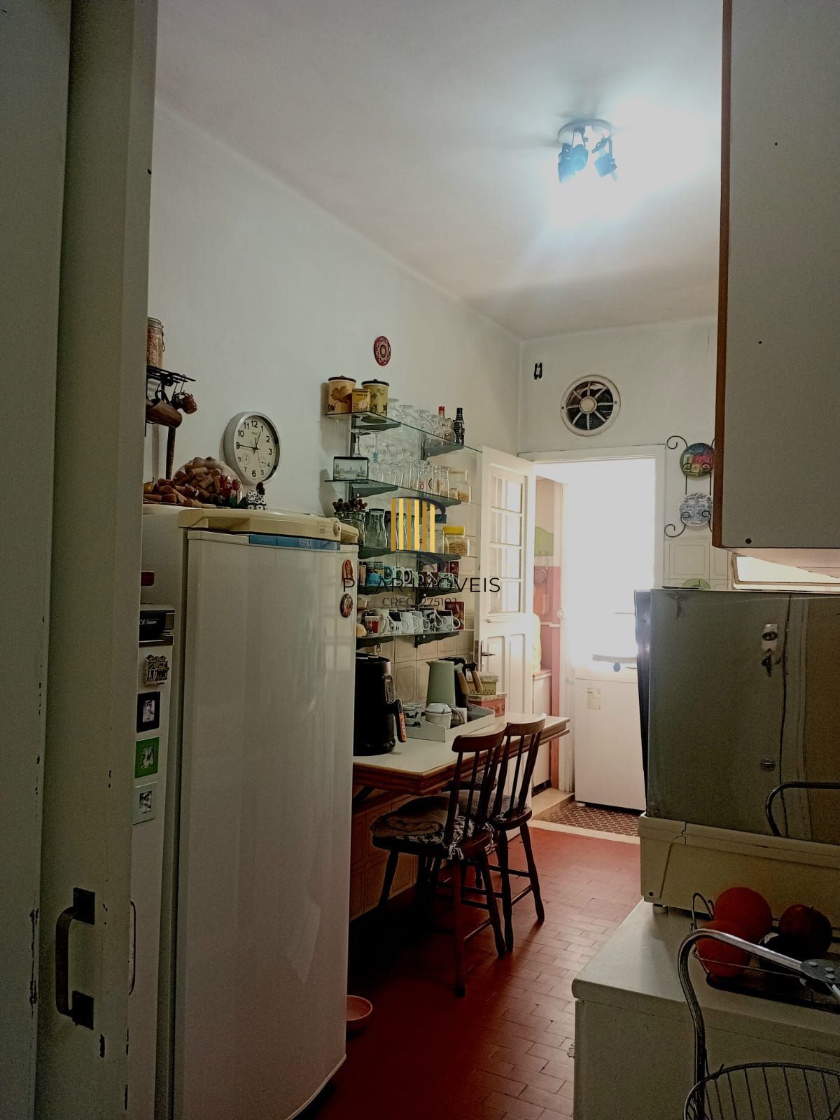 Apartamento  3 dormitórios, frente, sacada no bairro Santana, POA/RS