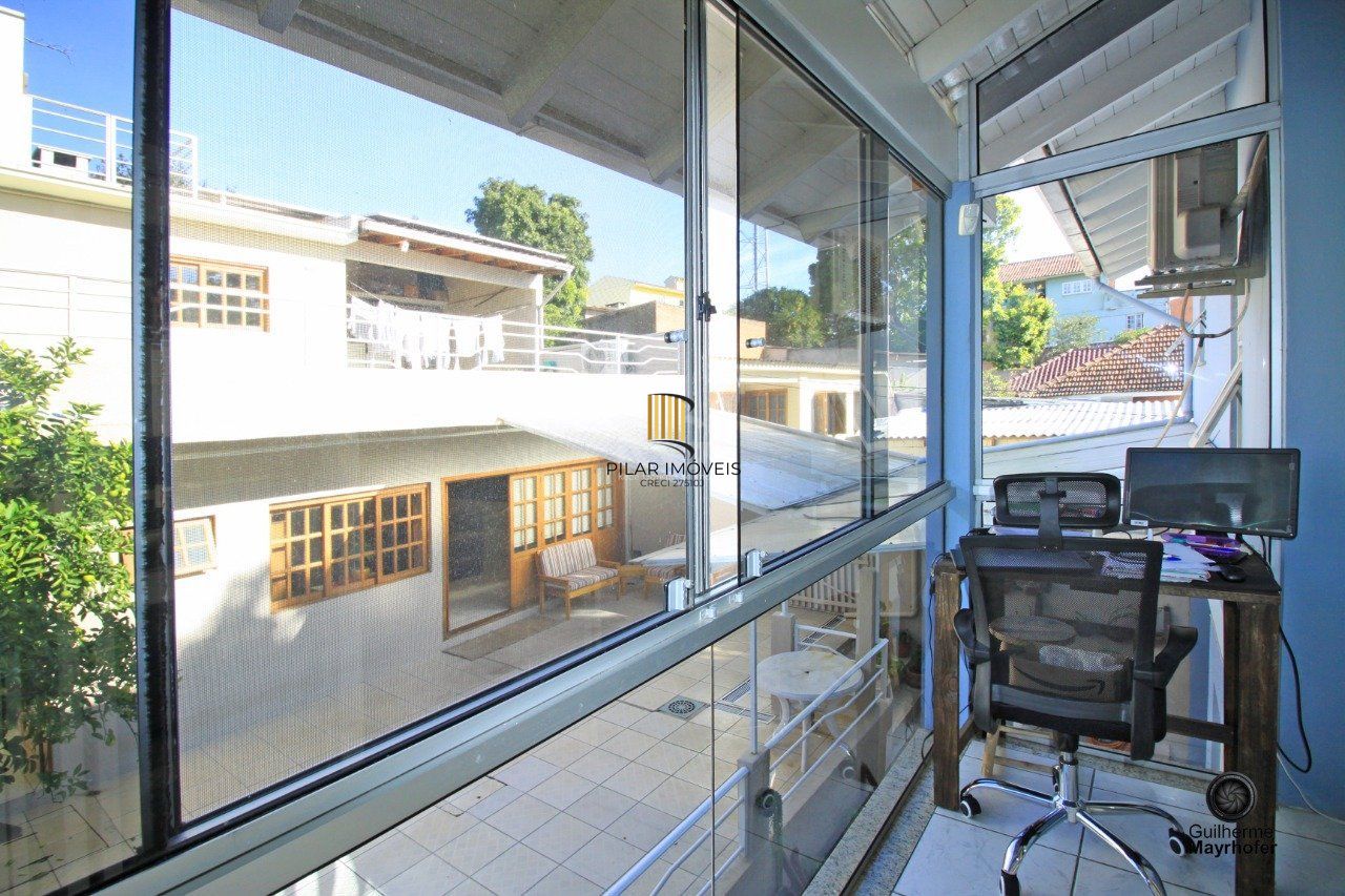 Casa para Venda - 328.5m², 3 dormitórios, sendo 1 suites, 3 vagas - Cavalhada, Porto Alegre