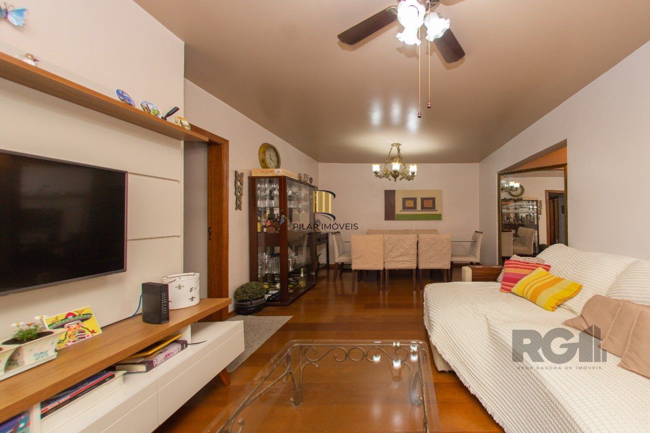 Apartamento 3 dormitórios no bairro Menino Deus