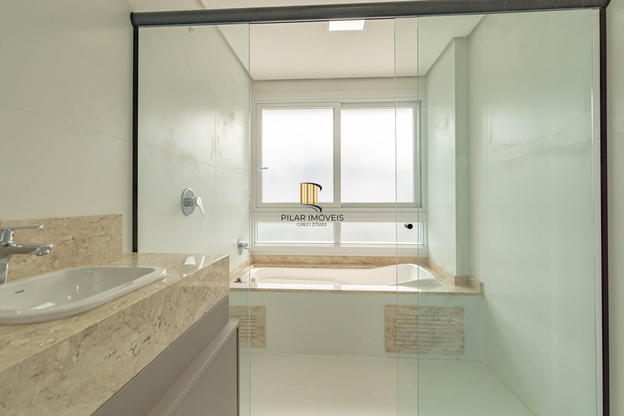 Casa de Condomínio 3 dormitórios no bairro Ipanema