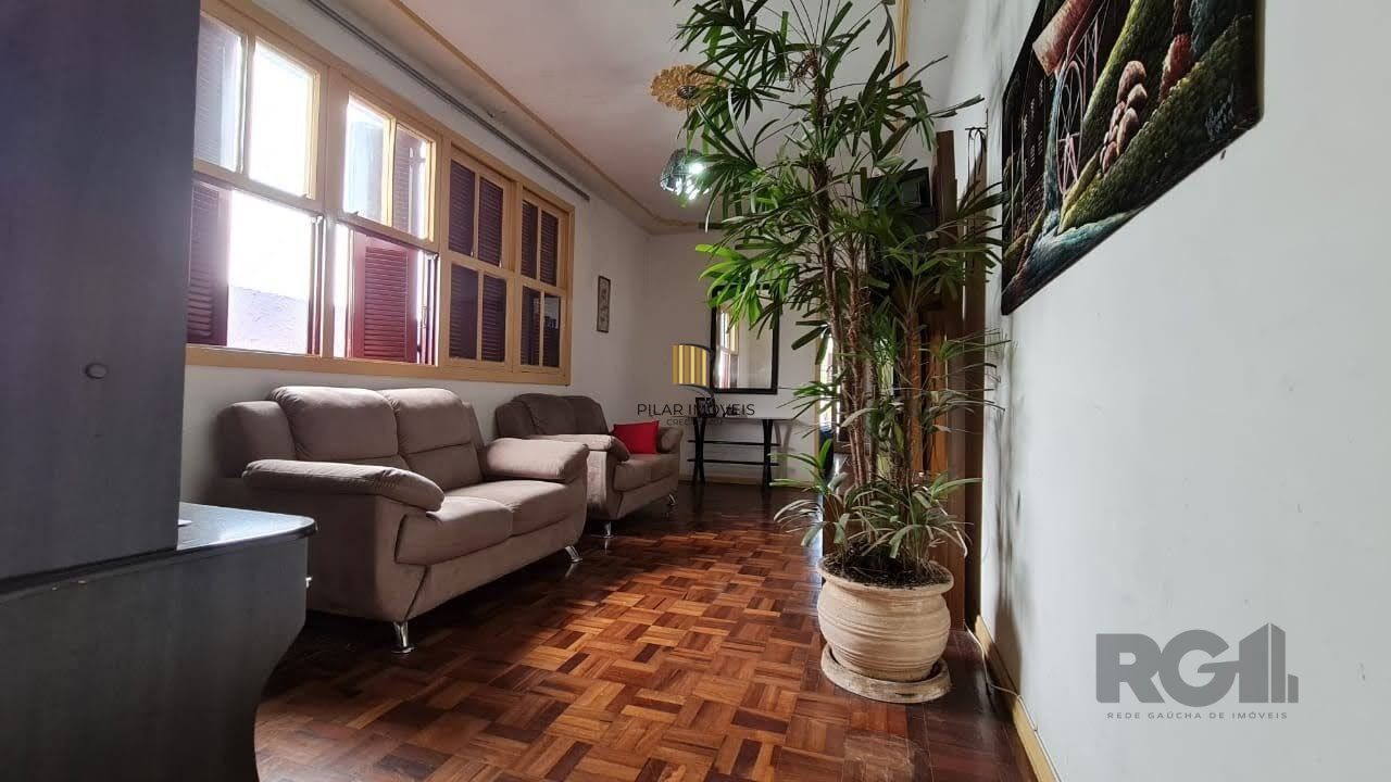 APARTAMENTO COM 03 QUARTOS NO BAIRRO SÃO GERALDO.