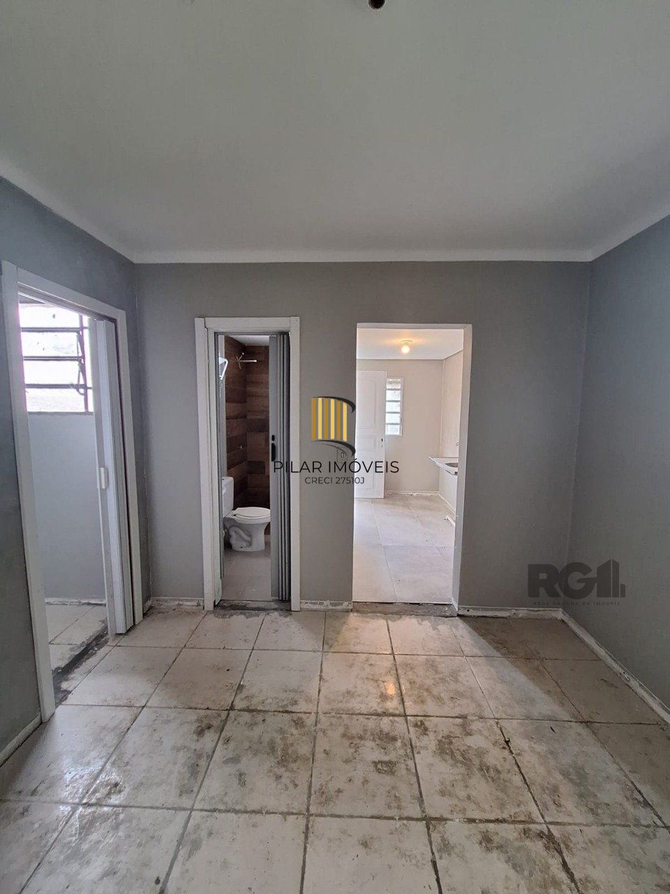 Casa 5 dormitórios no bairro Petrópolis