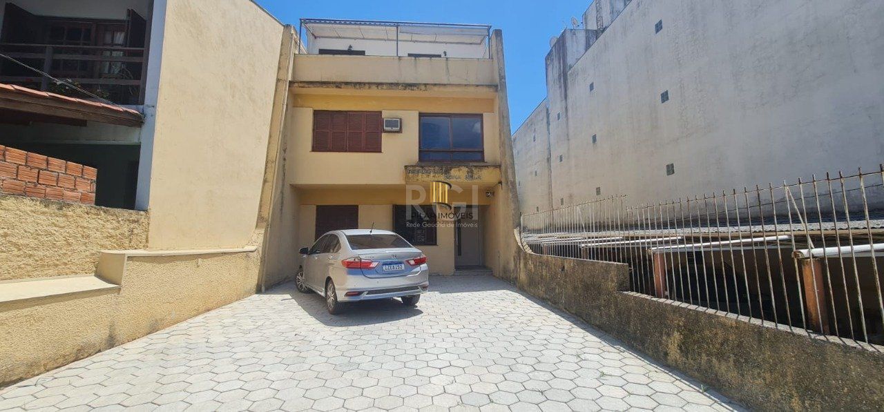 Apartamento duplex para Venda - 93.32m², 2 dormitórios, sendo 1 suite, 1 vaga - Santo Antonio, Porto Alegre