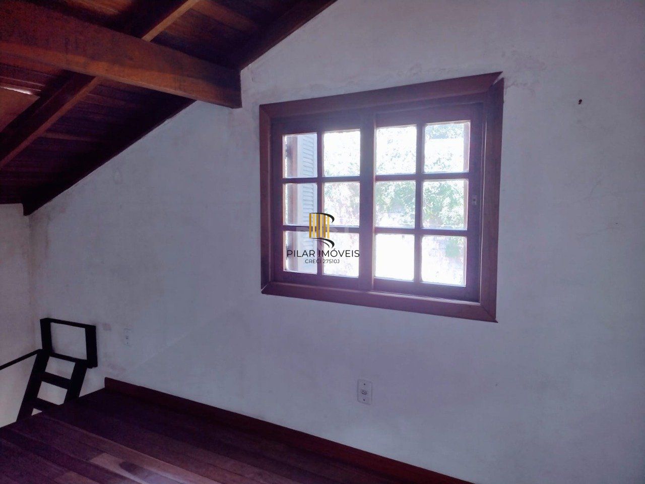 Casa para Venda - 178.5m², 3 dormitórios, sendo 2 suites, 2 vagas - Tristeza