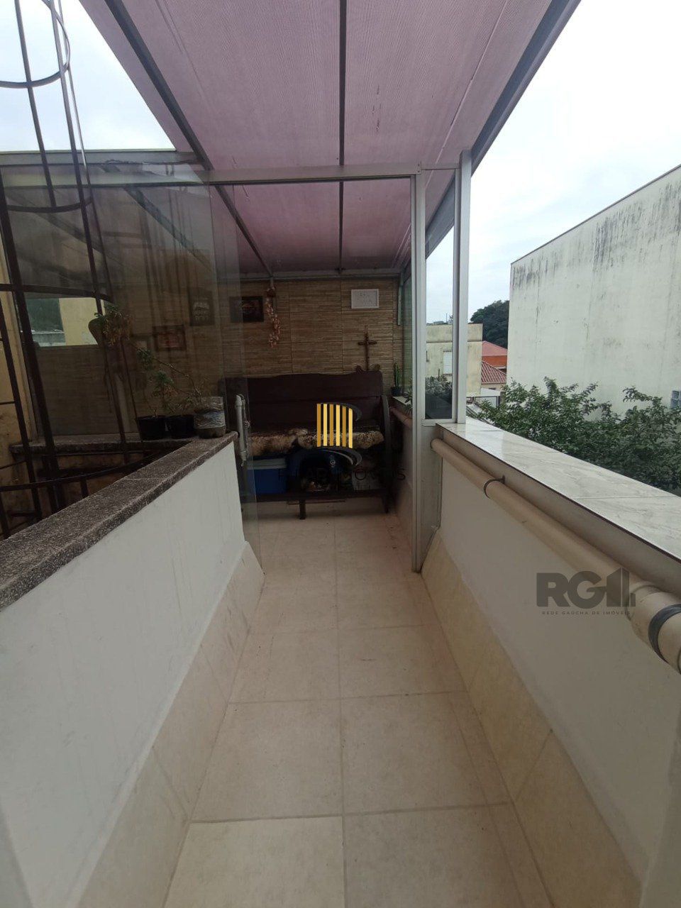 Apartamento duplex para Venda - 93.32m², 2 dormitórios, sendo 1 suite, 1 vaga - Santo Antonio, Porto Alegre