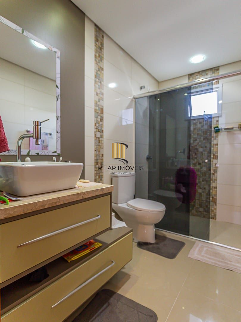Casa 3 dormitórios com duas suítes bairro Jardim Floresta - Lindoia