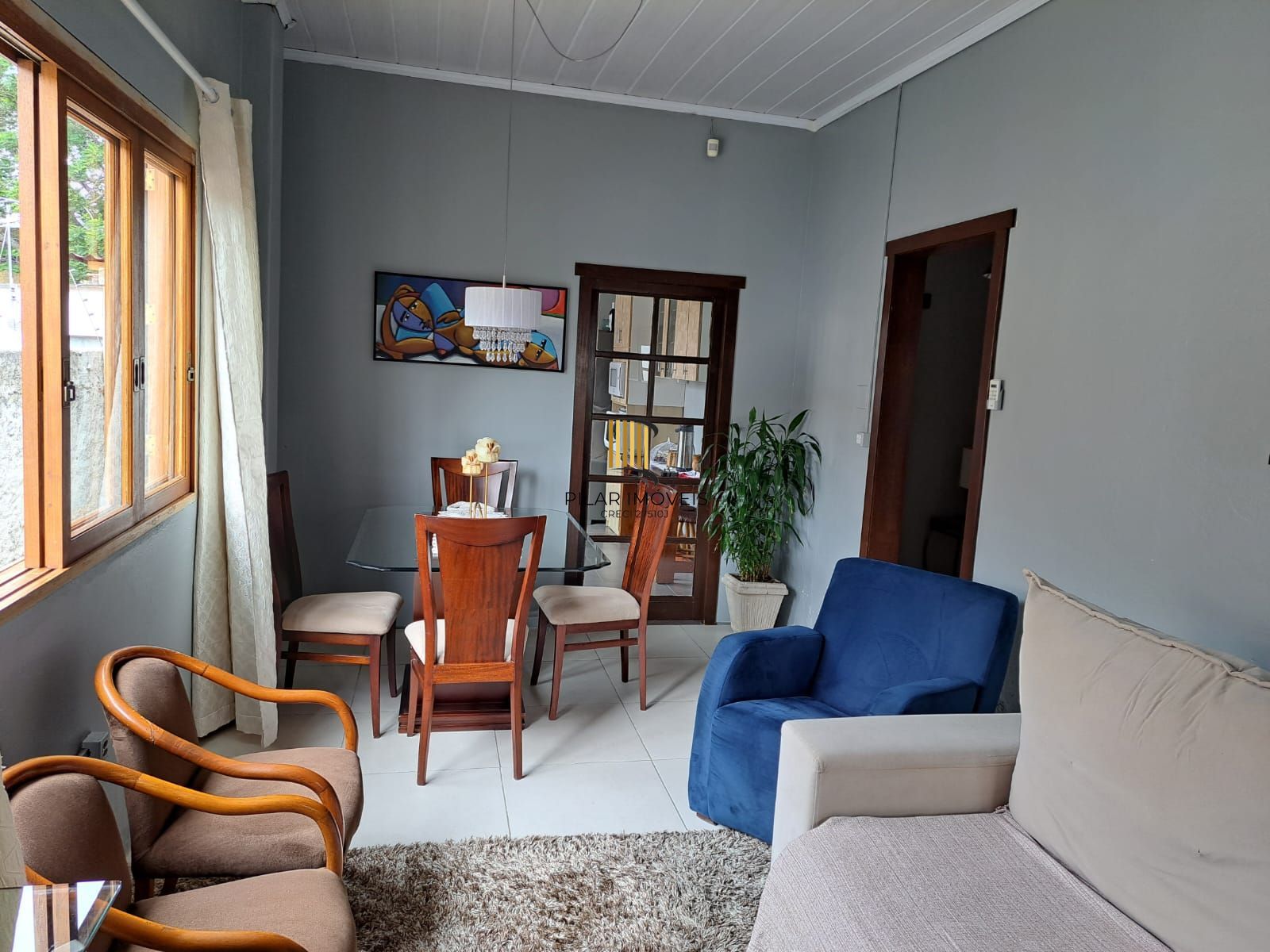 Casa com 02 quartos (01 suíte), 03 vagas no Bairro Sarandi em Porto Alegre - Pilar Imóveis