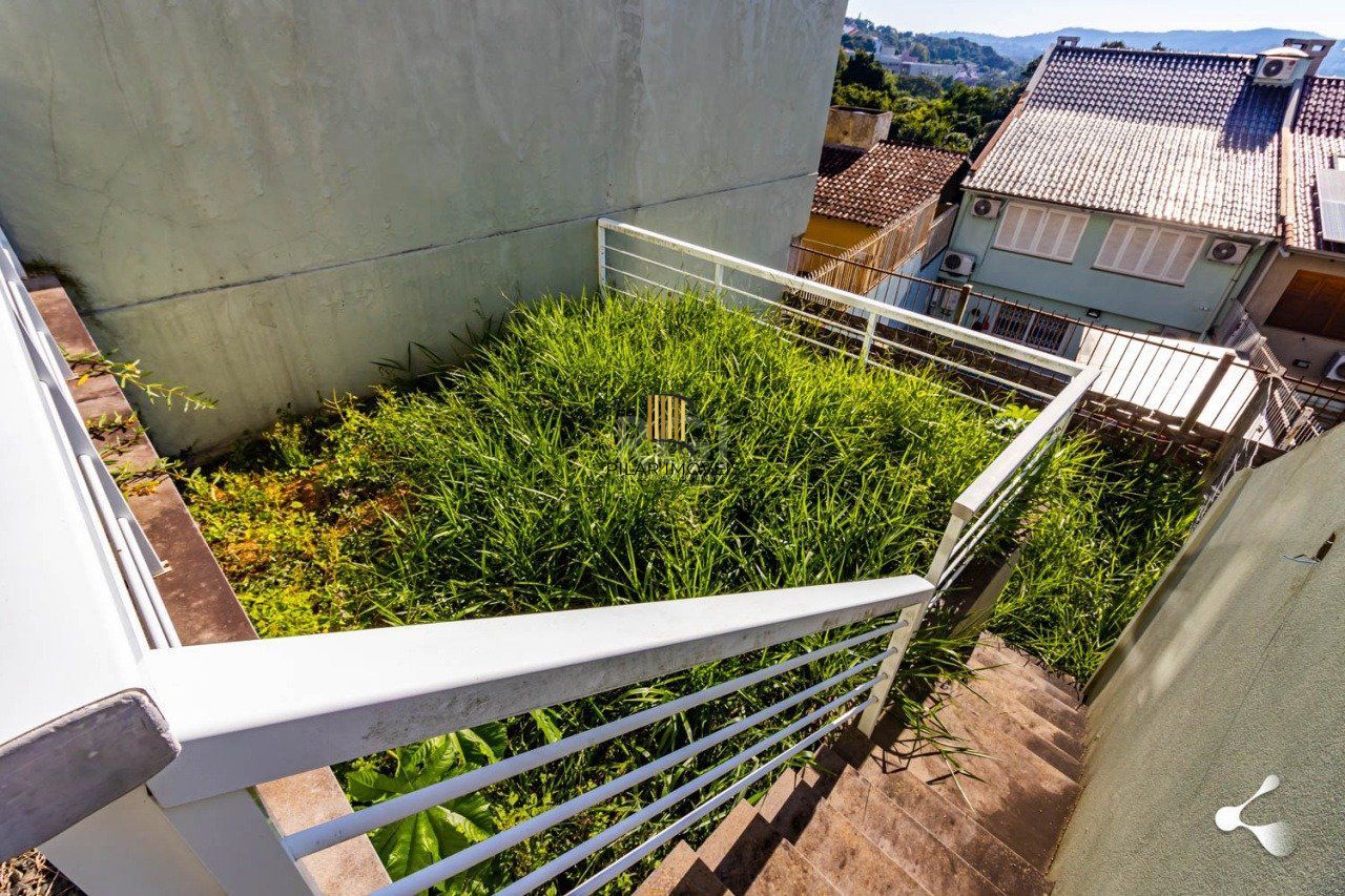 Casa 3 dormitórios no bairro Espírito Santo