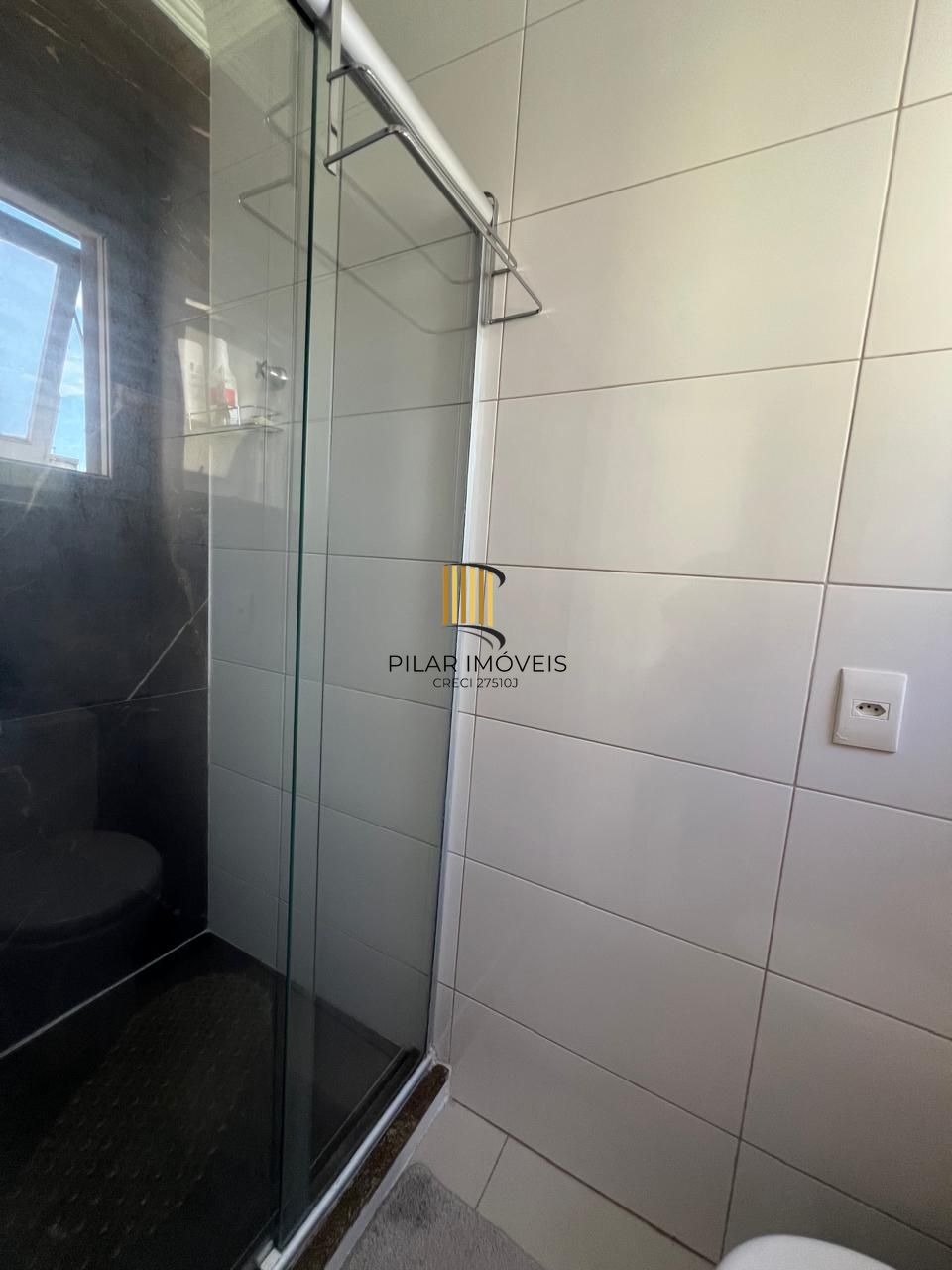 Cobertura 1 dormitorio semi mobiliada no Bairro Santana