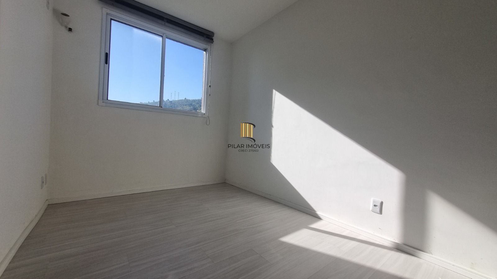 Apartamento com 02 quartos no Bairro Alto Petrópolis e 01 vaga