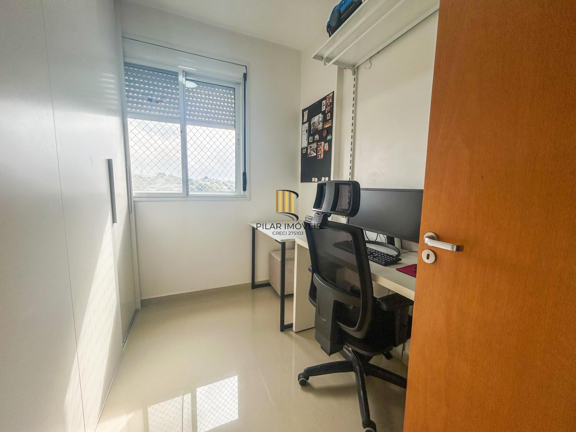 Excelente Apartamento 3 dormitórios, 2 vagas, condomínio Plaza Cristal