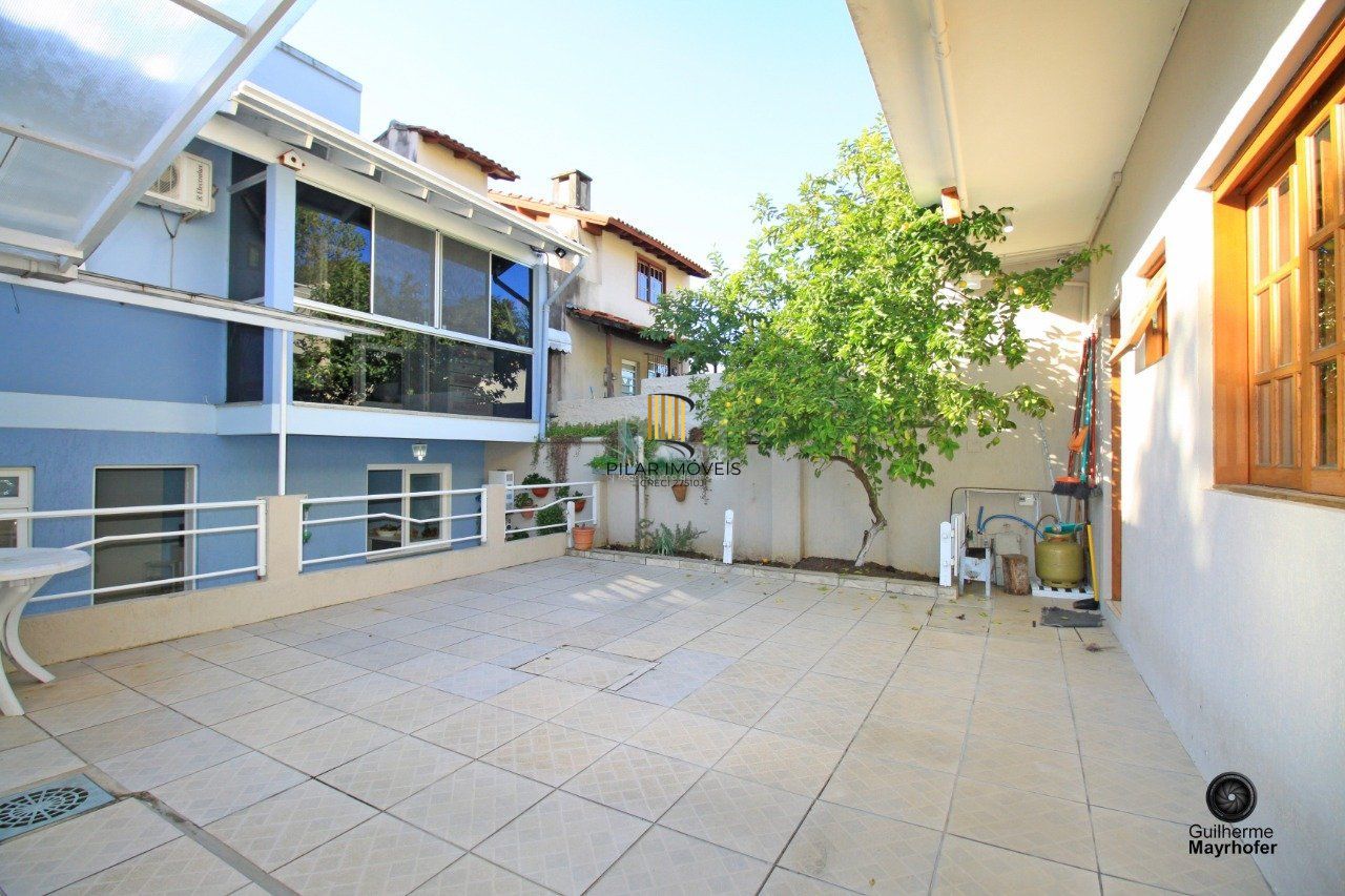 Casa para Venda - 328.5m², 3 dormitórios, sendo 1 suites, 3 vagas - Cavalhada, Porto Alegre